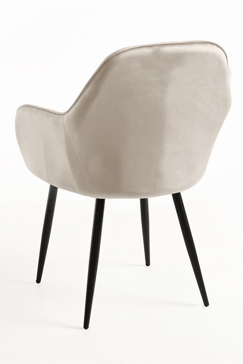 Cadeira Chic Black - Uma Cadeira de Sala de Jantar Estilosa